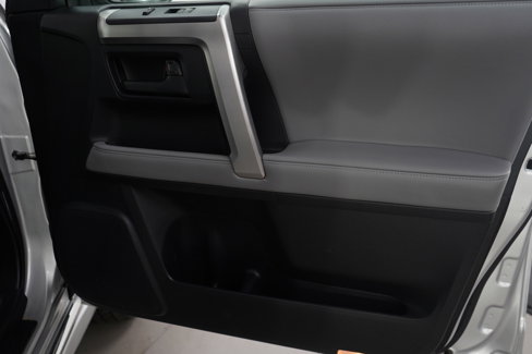Used 2011 Toyota 4Runner SR5 image 9