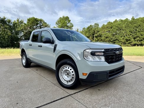 Used 2023 Ford Maverick XL image 5