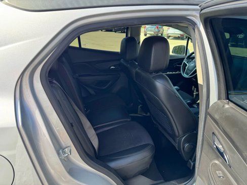 Used 2020 Buick Encore Preferred w/ Safety Package image 25