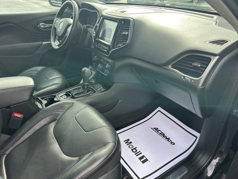 Used 2019 Jeep Cherokee Limited image 35