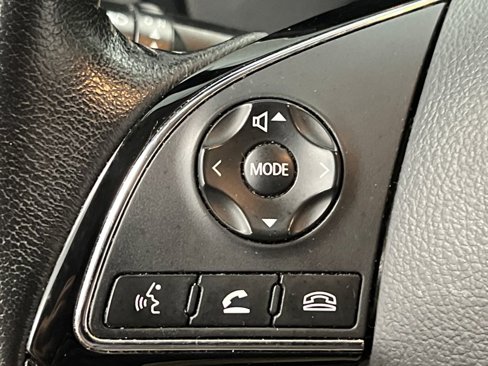 Used 2020 Mitsubishi Outlander SE image 42