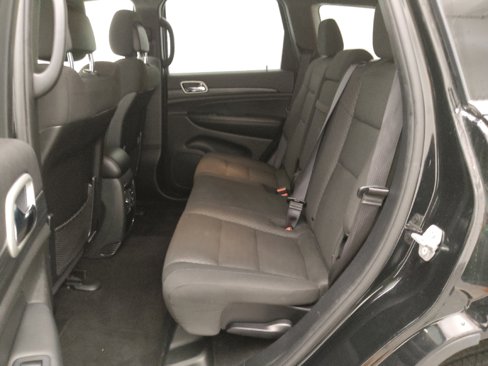 Used 2020 Jeep Grand Cherokee Laredo image 18