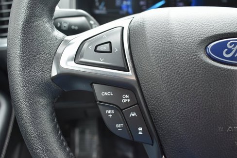 Used 2022 Ford Edge Titanium w/ Equipment Group 301A image 21
