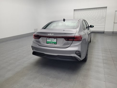 Used 2024 Kia Forte LXS image 7