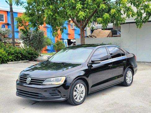 Used 2015 Volkswagen Jetta Sport image 1