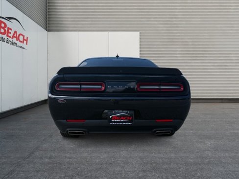 Used 2018 Dodge Challenger SXT Plus image 14