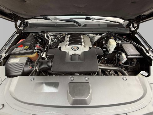 Used 2015 Cadillac Escalade Premium image 24