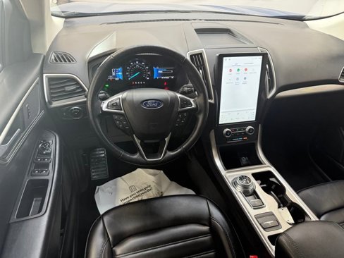 Used 2023 Ford Edge SEL image 7