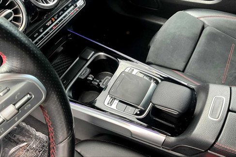 Used 2020 Mercedes-Benz GLB 250 image 14