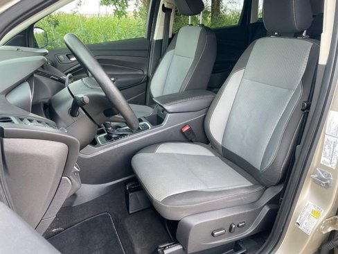 Used 2018 Ford Escape SE image 17