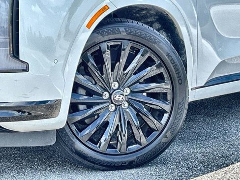 Used 2024 Hyundai Palisade Calligraphy image 14
