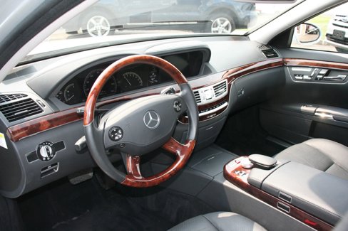 Used 2008 Mercedes-Benz S 550 4MATIC image 5