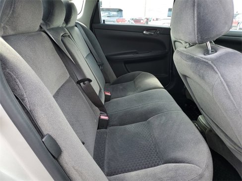 Used 2008 Chevrolet Impala LT image 24