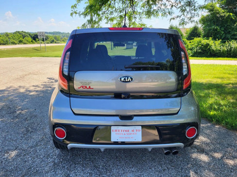 Used 2018 Kia Soul ! w/ Tech Package image 4