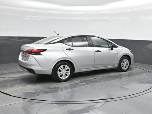 New 2025 Nissan Versa S w/ Trunk Package image 2