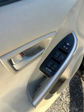 Used 2011 Toyota Prius image 14