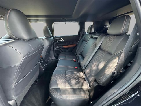 Used 2022 Mitsubishi Outlander SEL image 19