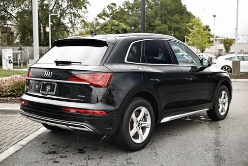 Used 2023 Audi Q5 2.0T Premium w/ Convenience Package image 7