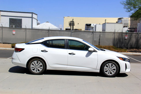 Used 2024 Nissan Sentra S image 4