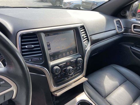 Used 2015 Jeep Grand Cherokee Limited image 13
