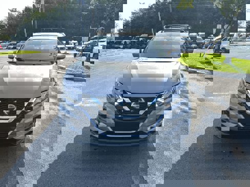 Used 2020 Nissan Rogue Sport SV image 10