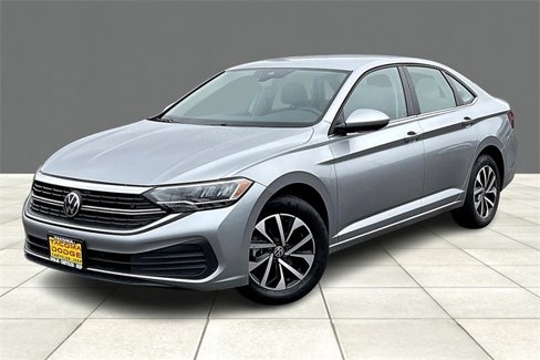 Used 2024 Volkswagen Jetta S image 2