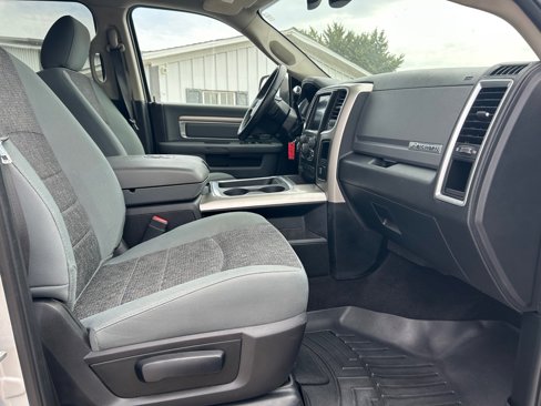Used 2017 RAM 2500 Big Horn image 11