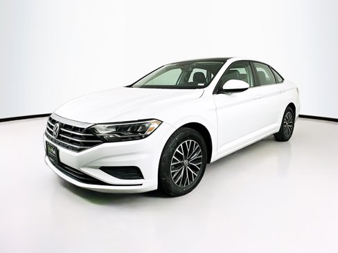 Used 2019 Volkswagen Jetta SE image 3