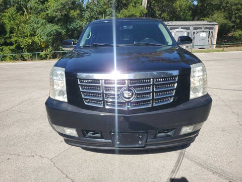 Used 2007 Cadillac Escalade 2WD w/ Information Package image 9