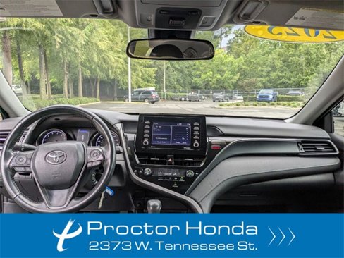 Used 2023 Toyota Camry SE image 13