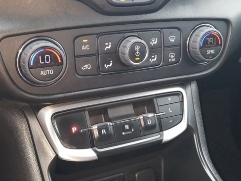 Used 2022 GMC Terrain SLE w/ Driver Convenience Package image 23