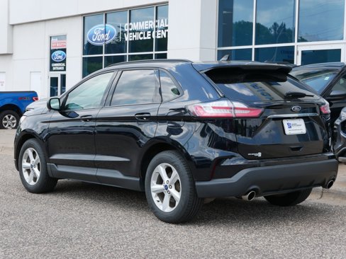 Used 2020 Ford Edge SE image 27