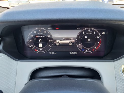 Used 2018 Land Rover Range Rover Velar R-Dynamic SE image 28