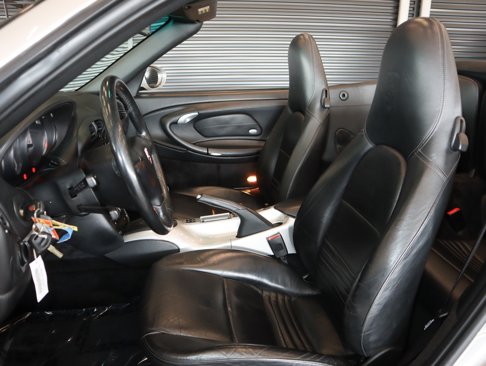 Used 2004 Porsche 911 Carrera 4S image 5
