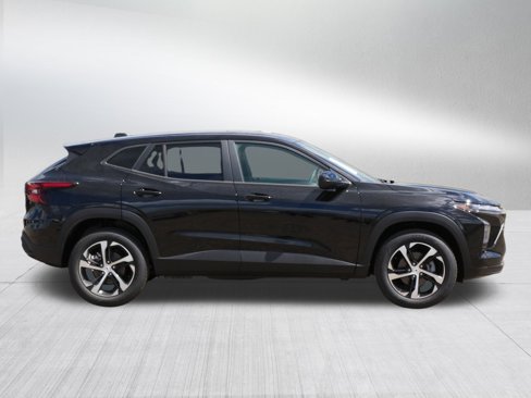 New 2025 Chevrolet Trax RS w/ Sunroof Package image 6