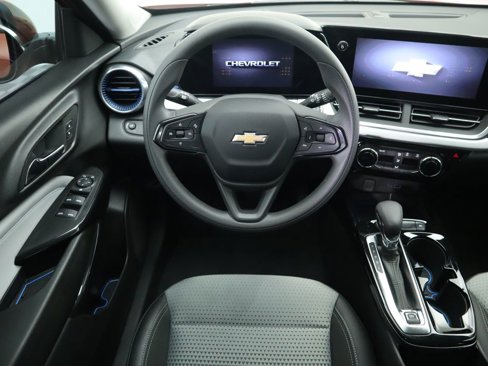 Used 2024 Chevrolet Trax LT image 10