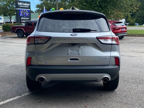 Certified 2022 Ford Escape SE w/ Cold Weather Package image 5