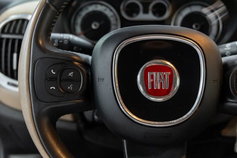 Used 2014 FIAT 500L Lounge image 19