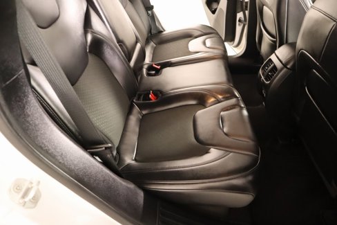 Used 2021 Jeep Cherokee Latitude Plus image 14