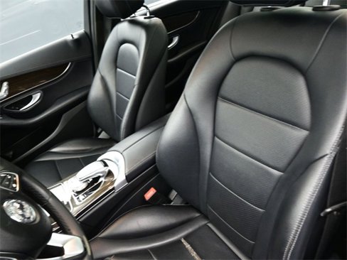 Used 2015 Mercedes-Benz C 300 4MATIC Sedan image 31