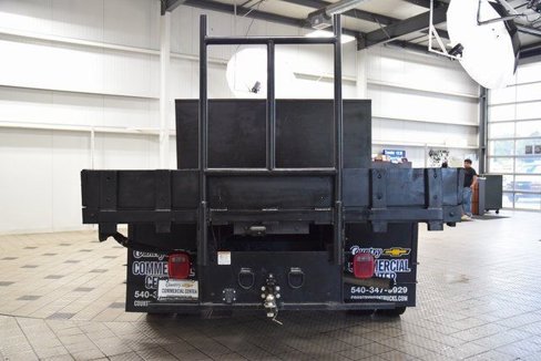 Used 2023 Ford F450 Lariat w/ Snow Plow Prep Package image 4