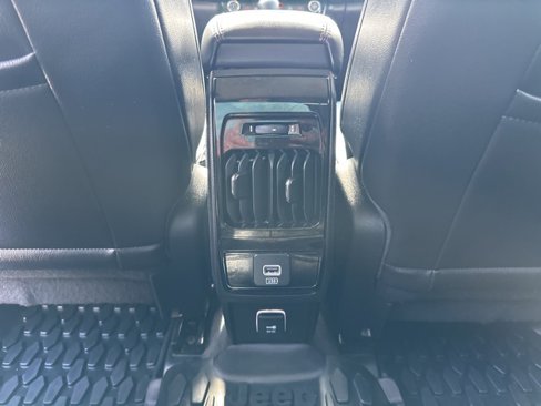 Used 2022 Jeep Compass Limited image 31