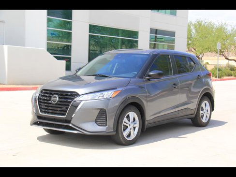 Used 2022 Nissan Kicks S image 1