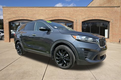 Used 2020 Kia Sorento S image 1
