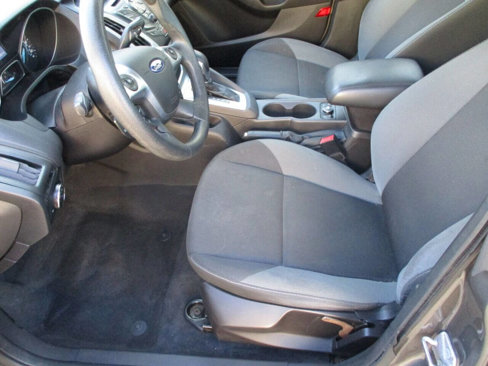 Used 2012 Ford Focus SE image 5