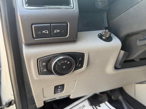 Used 2019 Ford F250 XLT w/ XLT Premium Package image 21