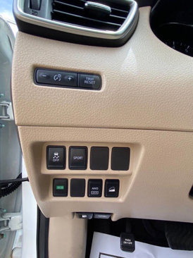 Used 2016 Nissan Rogue S image 16