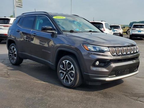 Used 2022 Jeep Compass Limited image 2