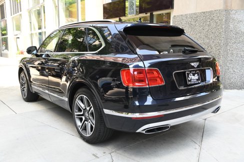 Used 2018 Bentley Bentayga image 5