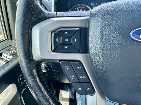 Used 2019 Ford F150 Lariat image 19